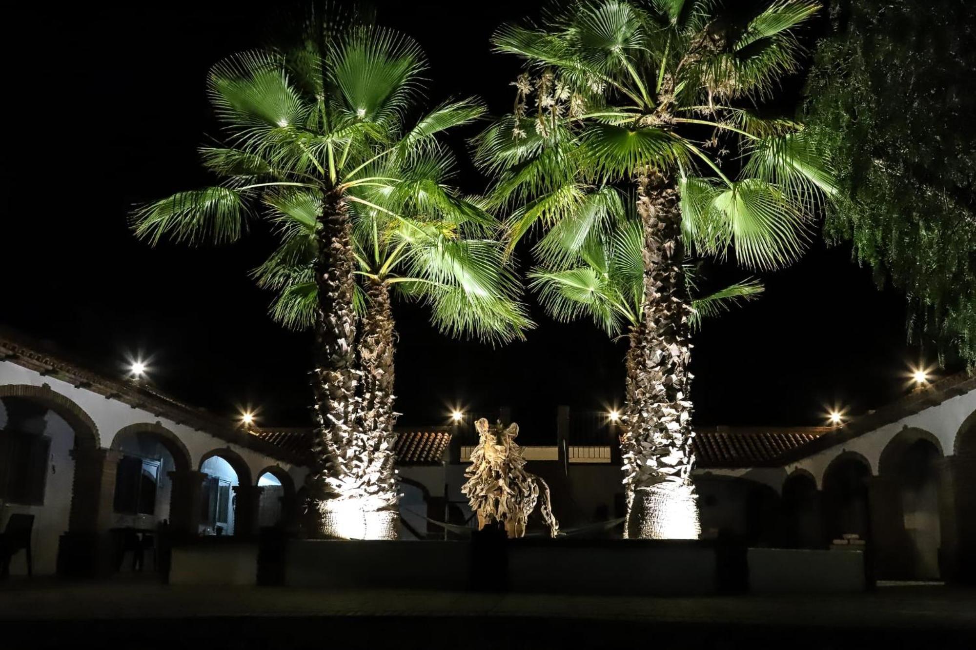 La Casa De Familia Bed & Breakfast Malaga Exterior photo