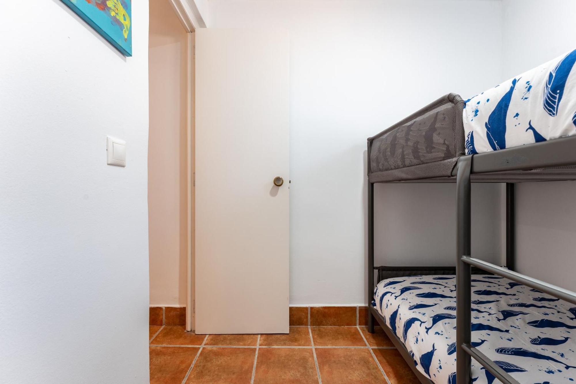 La Casa De Familia Bed & Breakfast Malaga Exterior photo