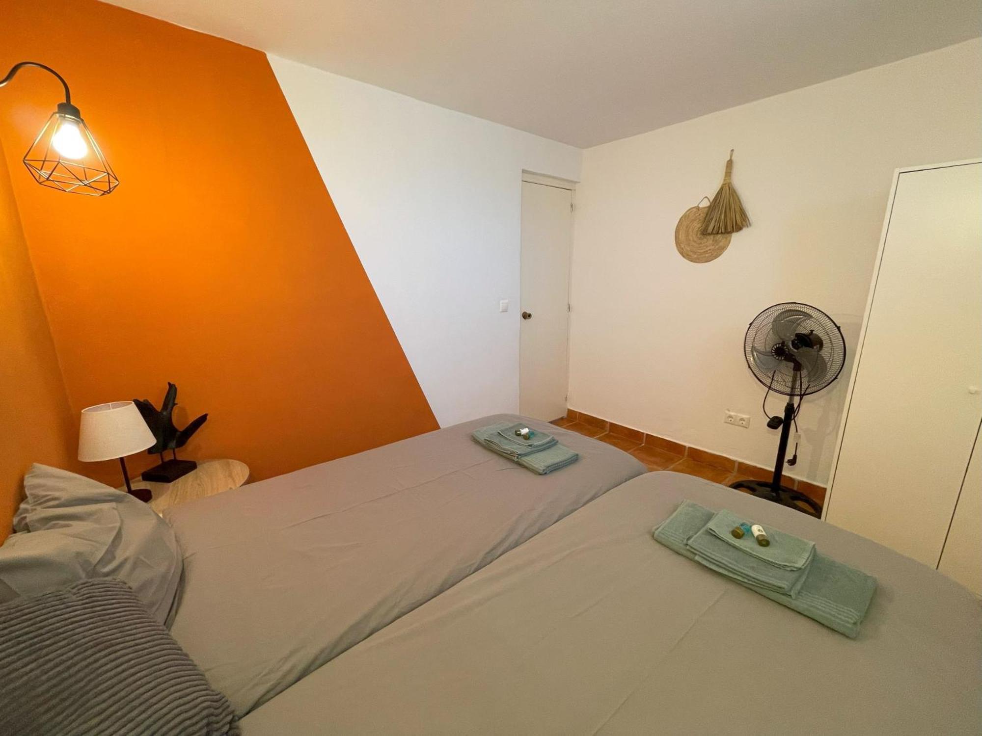 La Casa De Familia Bed & Breakfast Malaga Exterior photo