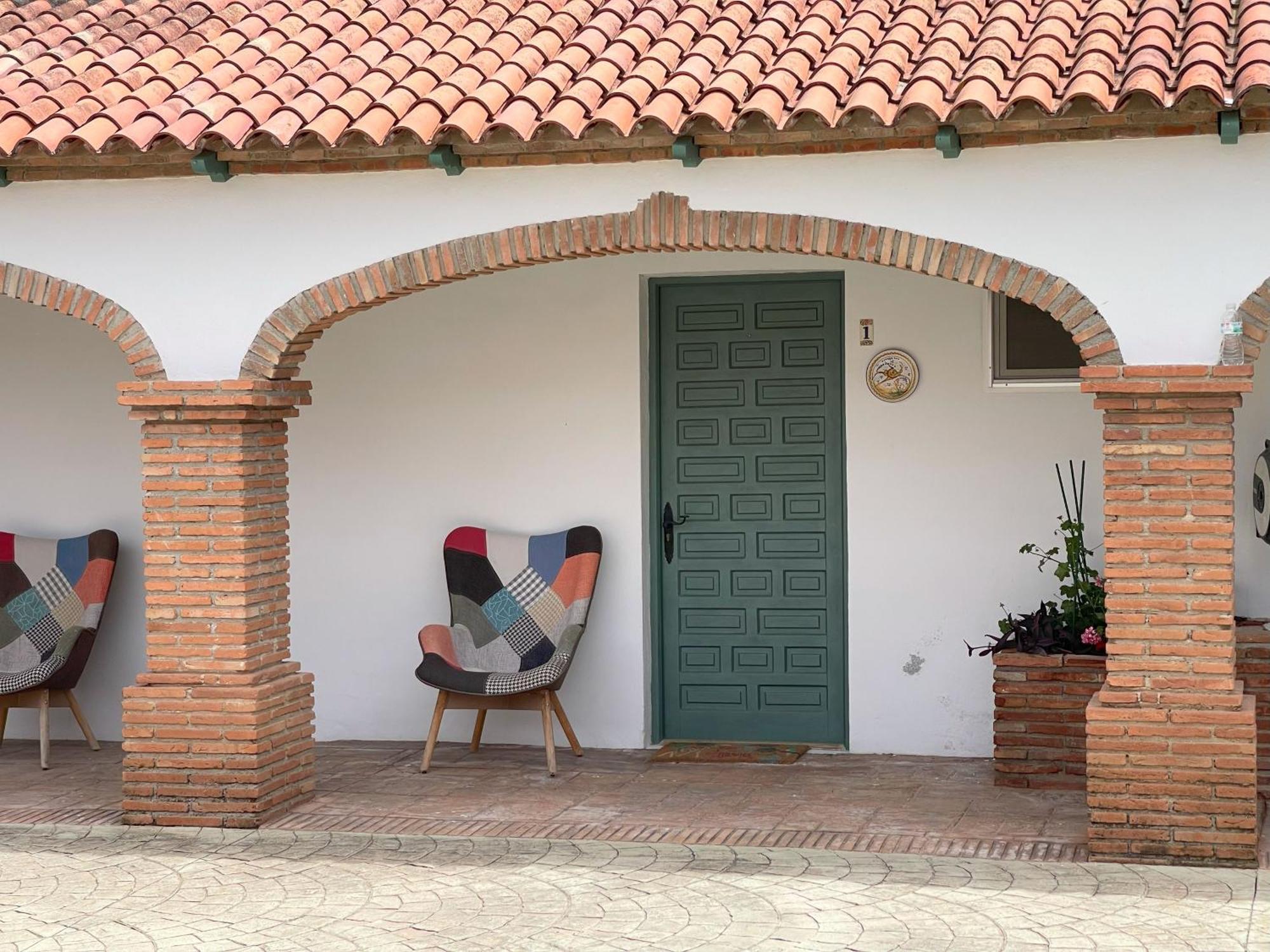 La Casa De Familia Bed & Breakfast Malaga Exterior photo